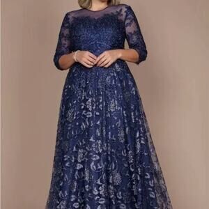 Dylan & Davids DD1239 Long Formal Lace Evening Dress in Navy Size: 3XL